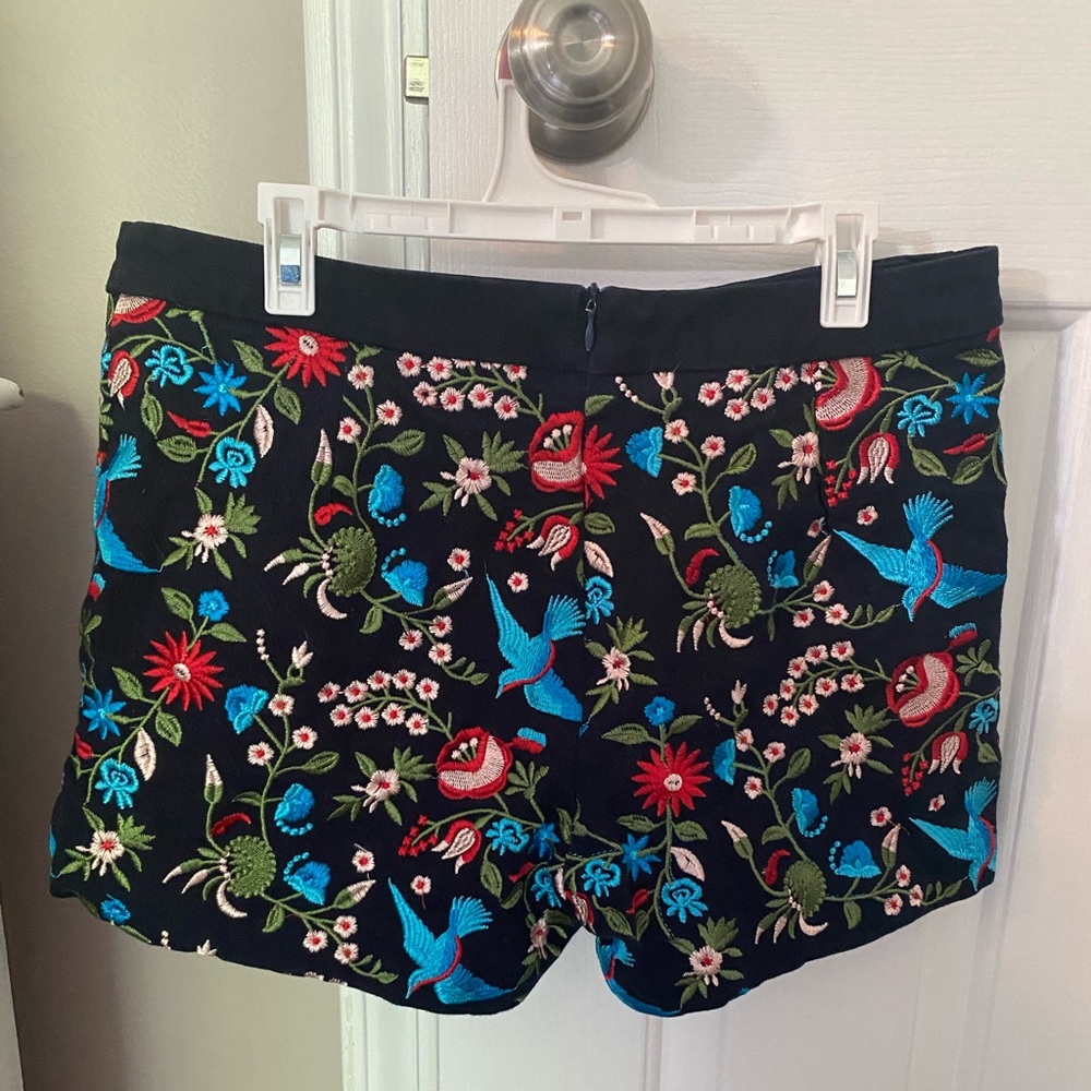 Medium embroidered shorts birds floral zipper - Picture 7 of 14